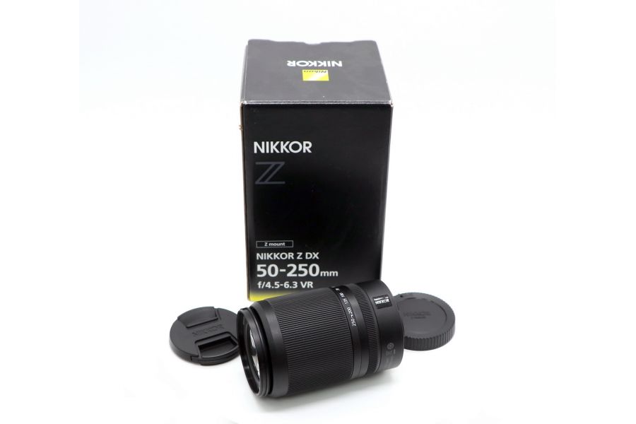 Nikon 50-250mm f/4.5-6.3 VR Nikkor Z DX в упаковке