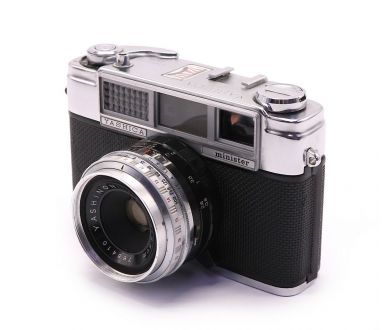 Yashica Minister II