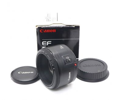 Canon EF 50mm f/1.8 II в упаковке (Malaysia).