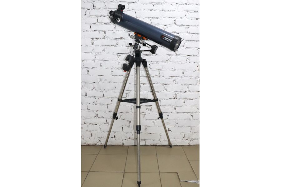Телескоп Celestron AstroMaster 76 EQ