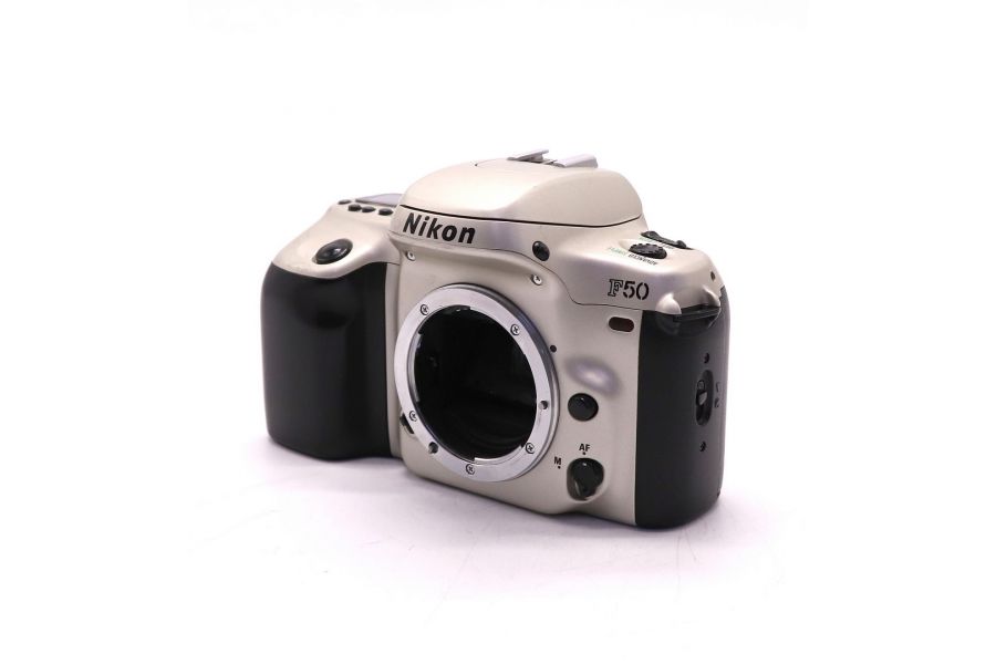 Автофокусная зеркальная камера Nikon F50 body 