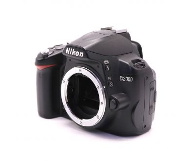 Nikon D3000 body (пробег 7080 кадров)