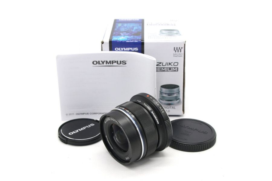 Olympus M.Zuiko Digital ED 12mm F/2 в упаковке