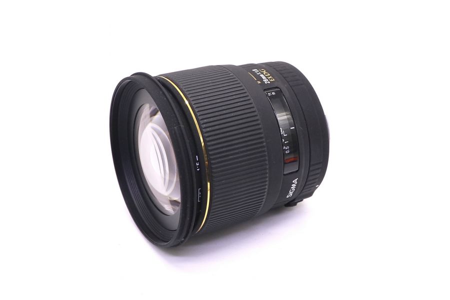 Sigma AF 28mm f/1.8 EX DG Aspherical Macro Canon EF