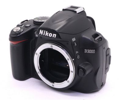 Купить Nikon D3000 body (пробег 53623 кадра) Nikon D3000 body (пробег 53623 кадра)