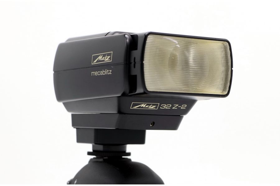 Фотовспышка Metz Mecablitz 32 Z-2