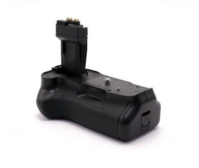 Батарейная ручка BP-550D