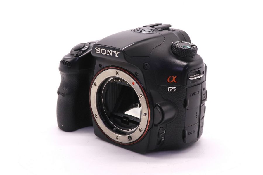 Фотокамера Sony A65 body (пробег 109825 кадров)