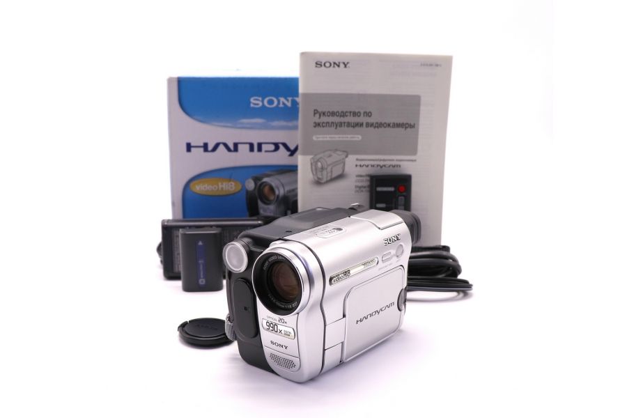 Видеокамера Sony CCD-TRV438E в упаковке