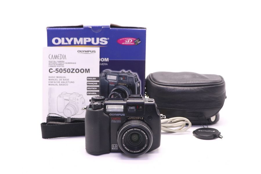 Olympus C-5050 zoom Camedia в упаковке