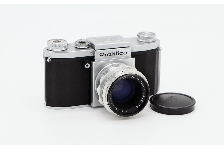Praktica + Biotar T 2/58 (Germany, 1950)