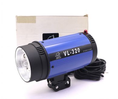 Купить Студийная вспышка Grifon VL-320A в упаковке Студийная вспышка Grifon VL-320A в упаковке