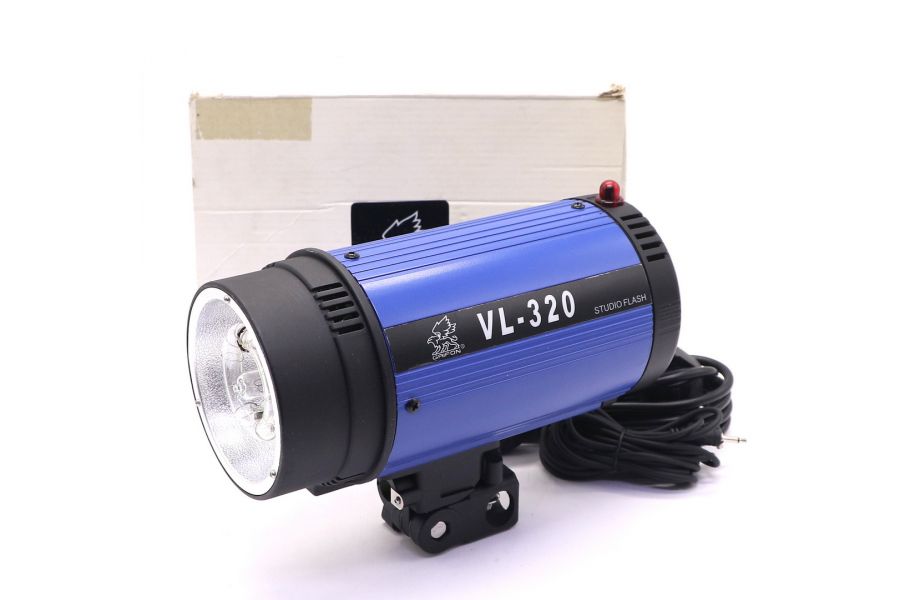 Студийная вспышка Grifon VL-320A в упаковке