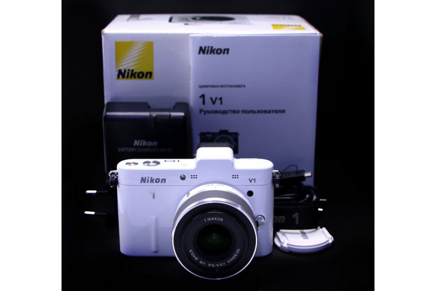 Nikon 1 V1 kit в упаковке (пробег 1980 кадров)