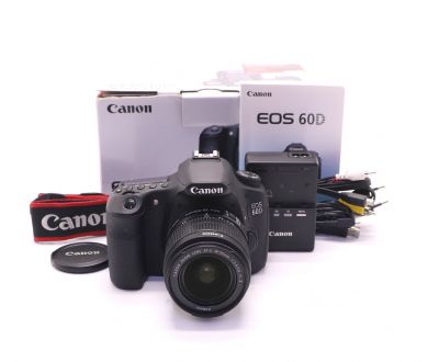 Canon EOS 60D kit в упаковке (пробег 6400 кадров)