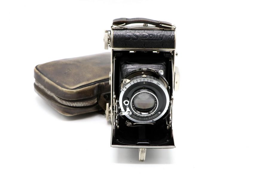 Certo Super Sport Dolly + Trioplan 2.9/7.5cm (Germany, 1938)