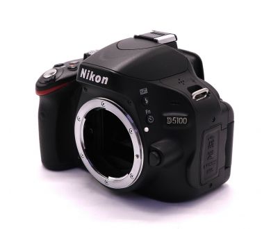 Nikon D5100 body (пробег 3500 кадров)