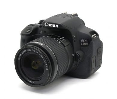 Canon EOS 650D kit (пробег 595 кадров)