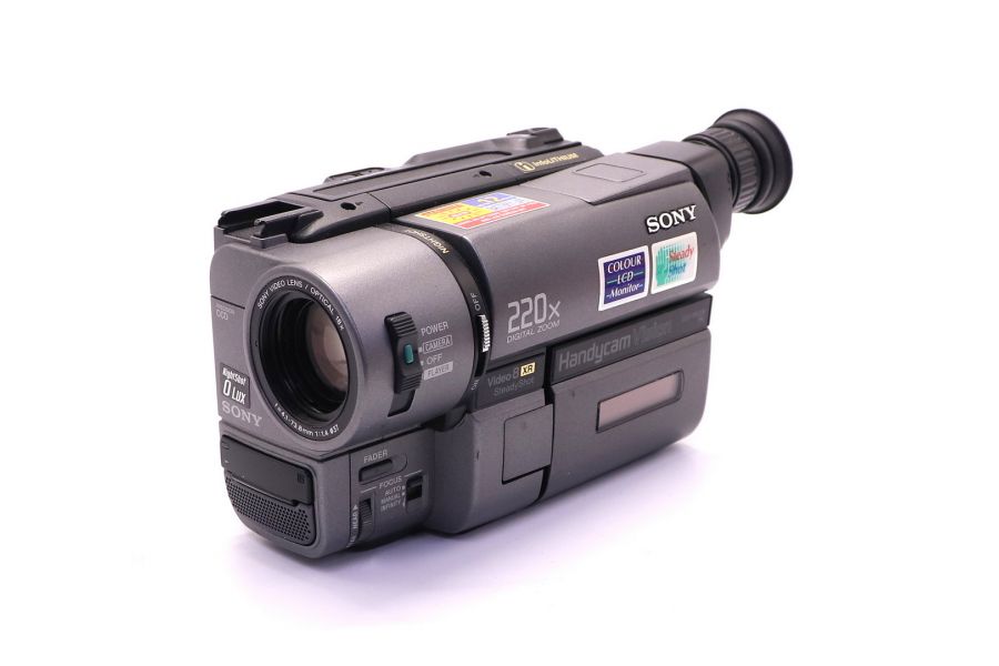 Видеокамера Sony DCR-TRV35E