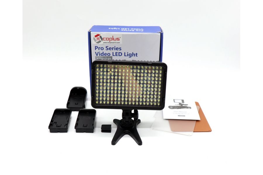 Накамерный свет Professional Video Light LED-1040A
