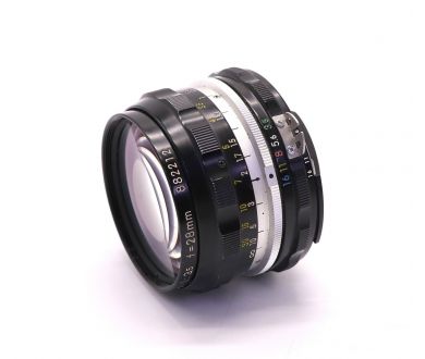 Nikon 28mm f/3.5 Nikkor-HC Auto