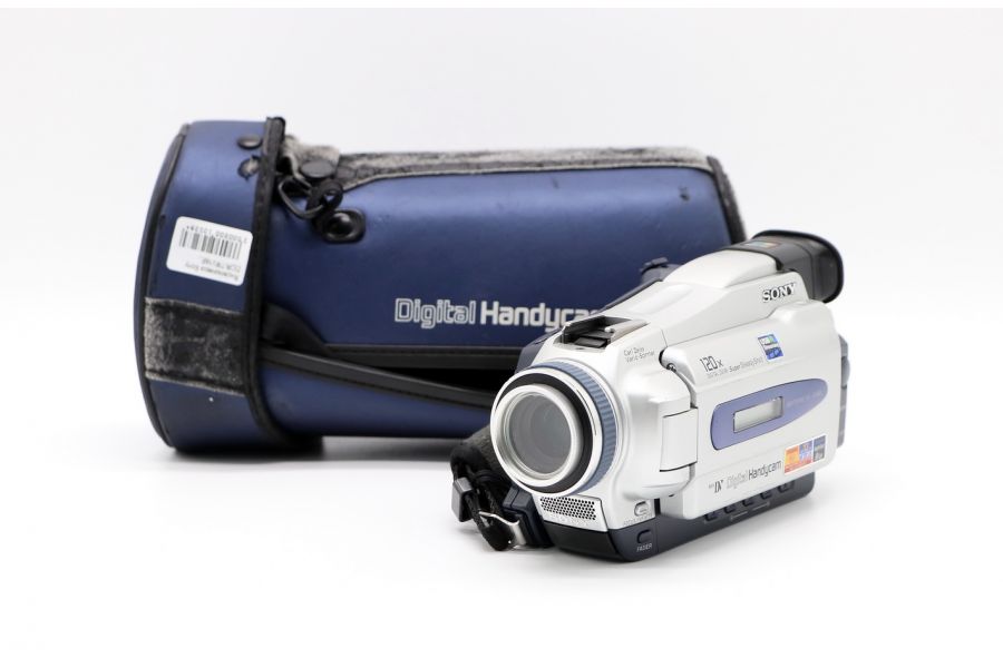 Видеокамера Sony DCR-TRV16E