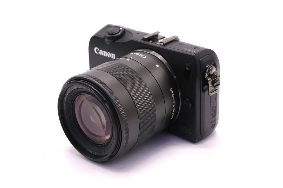 Canon EOS M kit  компактный цифровой фотоаппарат