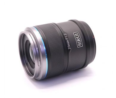 Купить Sirui Sniper 23mm f/1.2 AF APS-C Fujifilm FX Sirui Sniper 23mm f/1.2 AF APS-C Fujifilm FX