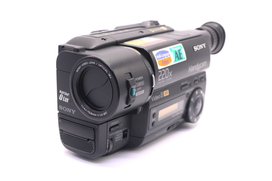 Видеокамера Sony CCD-TR415E