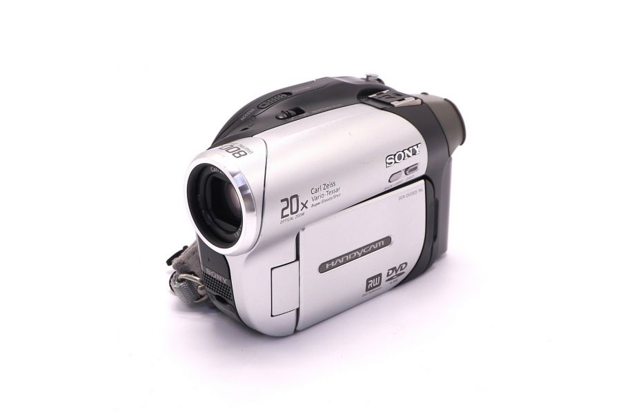 Видеокамера Sony DCR-DVD92E