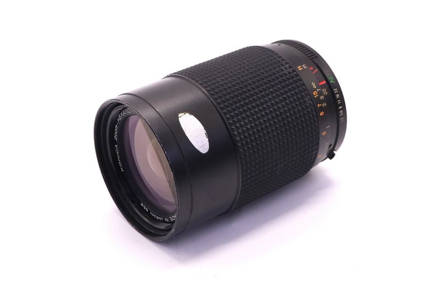 Konica Zoom-Hexanon AR 35-70mm f/3.5