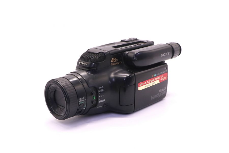 Видеокамера Sony CCD-FX830VE