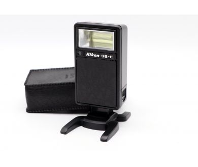 Фотовспышка Nikon Speedlight SB-E