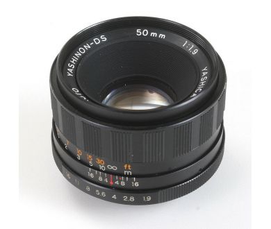 Объектив Auto Yashinon-DS 1.9/50 Yashica Japan