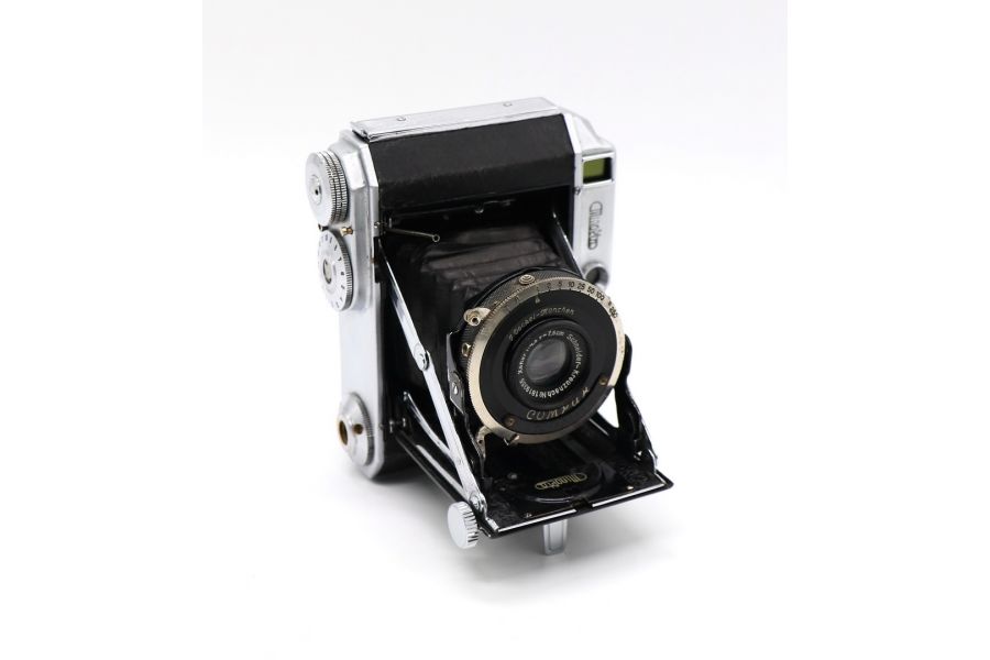 Minolta Auto Semi + Xenar 4.5/75mm