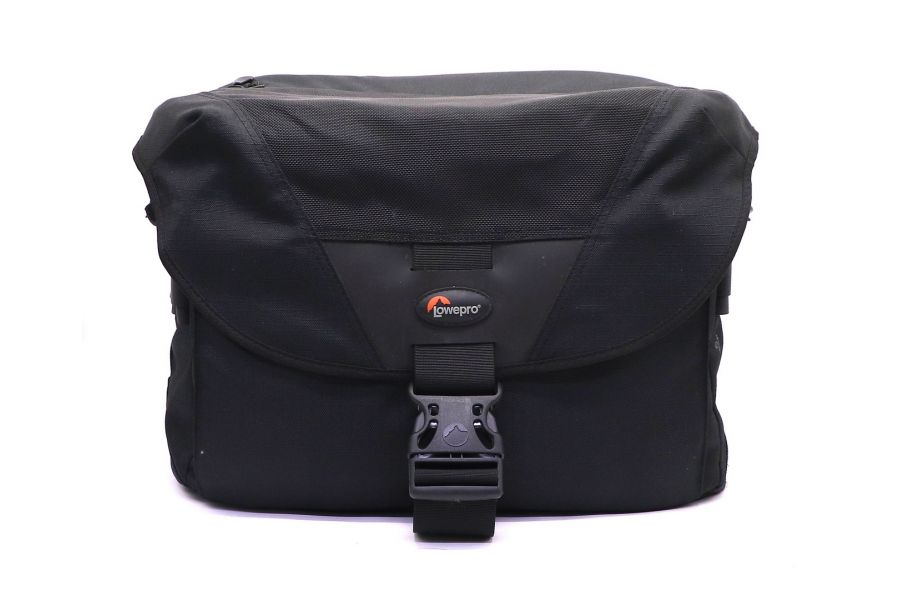Сумка LowePro Stealth Reporter D550 AW