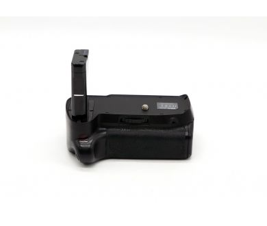 Батарейная ручка Nikon MB-D31