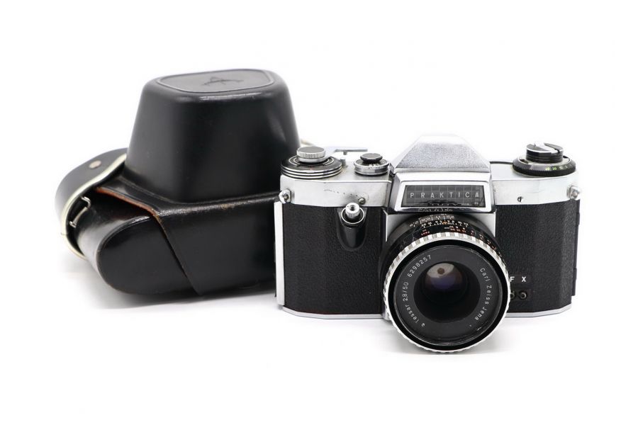 Praktica Nova B kit M42 (Germany, 1966)