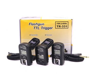 Радиосинхронизатор Pixel TR-331 в упаковке