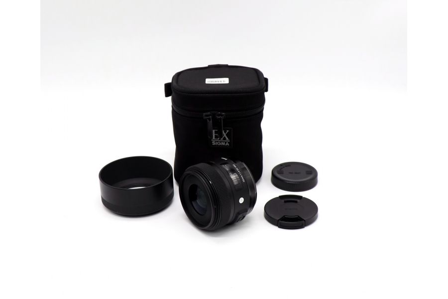 Sigma AF 30mm f/1.4 DC Art Sony А