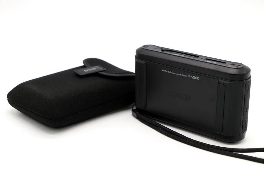 Цифровой мультимедиа центр Epson P-5000