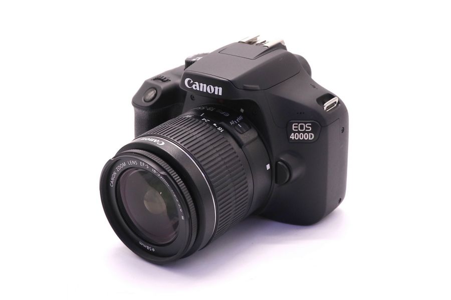 Canon EOS 4000D kit (пробег 8700 кадров)