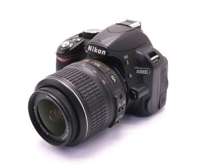 Nikon D3100 kit (пробег 30000 кадров)