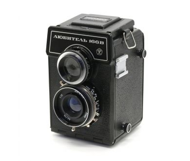 Любитель 166В советский зеркальный фотоаппарат