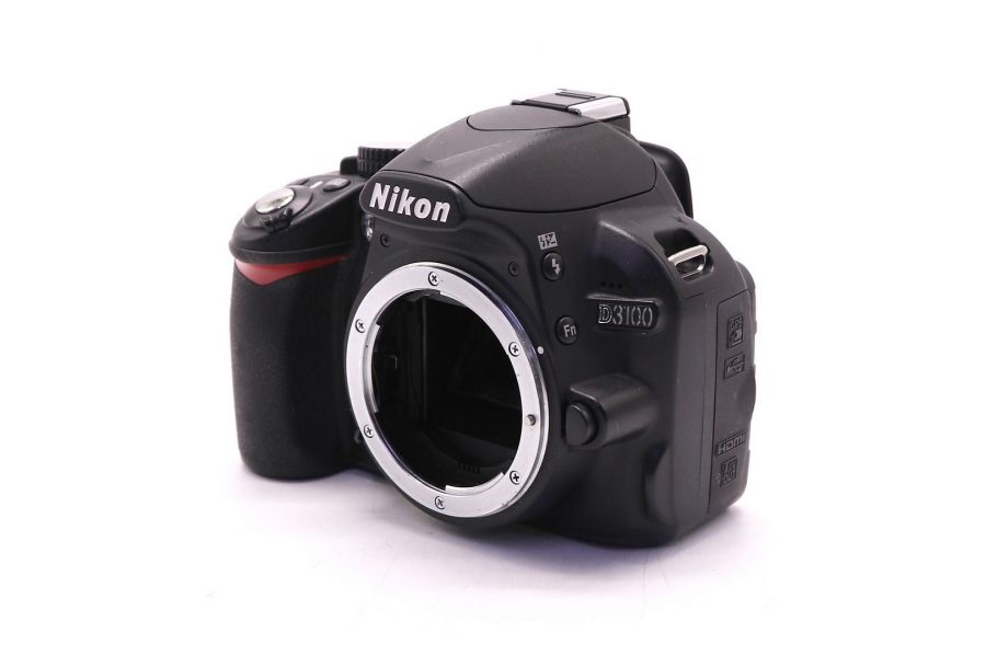 Nikon D3100 body фотоаппарат (пробег 10815 кадров)