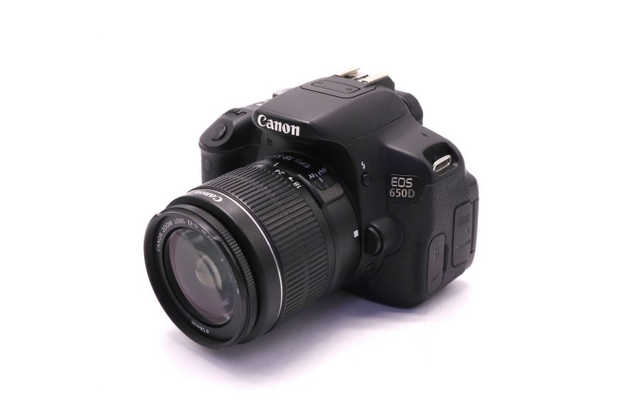 Canon EOS 650D kit (пробег 5915 кадров)
