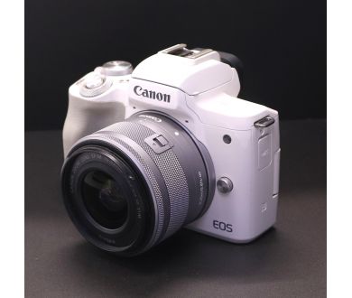 Купить Canon EOS M50 kit белый (пробег 1310 кадров) Canon EOS M50 kit белый (пробег 1310 кадров)