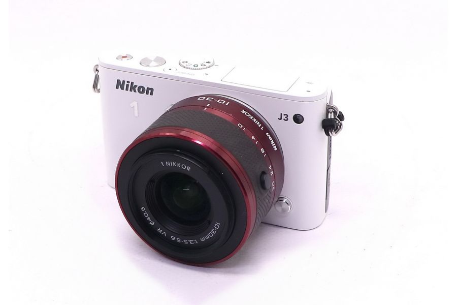 Nikon 1 J3 kit (пробег 9105 кадров)