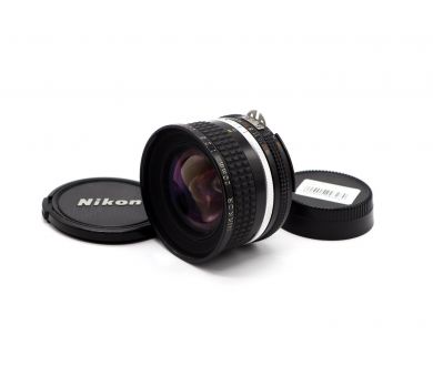 Nikon 20mm f/2.8 MF Nikkor