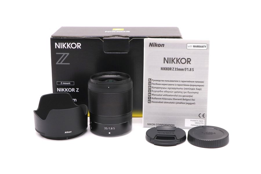Nikon 35mm f/1.8S Nikkor Z в упаковке